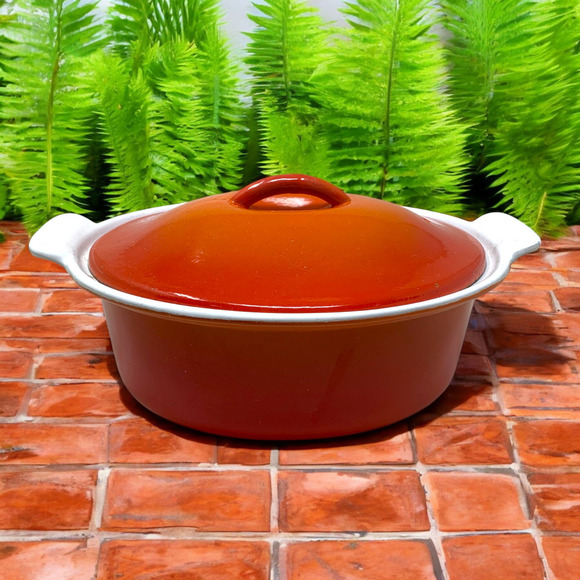 Vintage MCM Descoware Cast Iron Enamel Dutch Oven Belgium Flame Orange Oval 8" - Picture 1 of 9